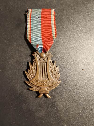 老王徽章第170期 - 法国铜级音乐协会奖章