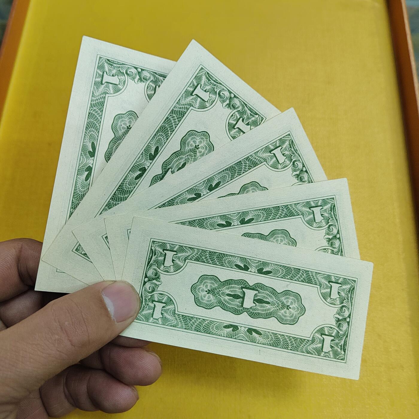 PCAI钱币  19-666  纸币证章小专场