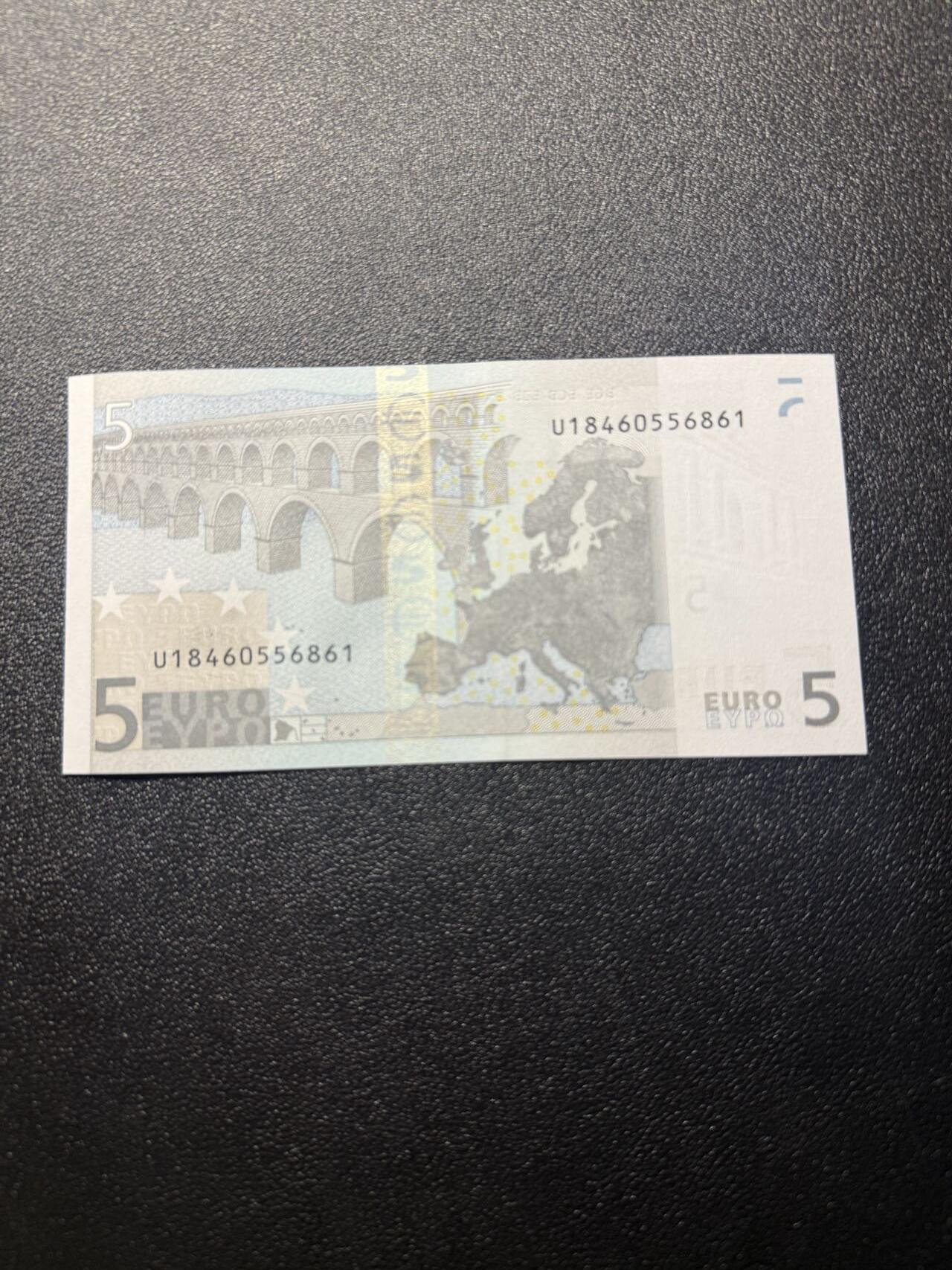 第14期 库存低价起拍 2002年 二签法国5欧 全新unc