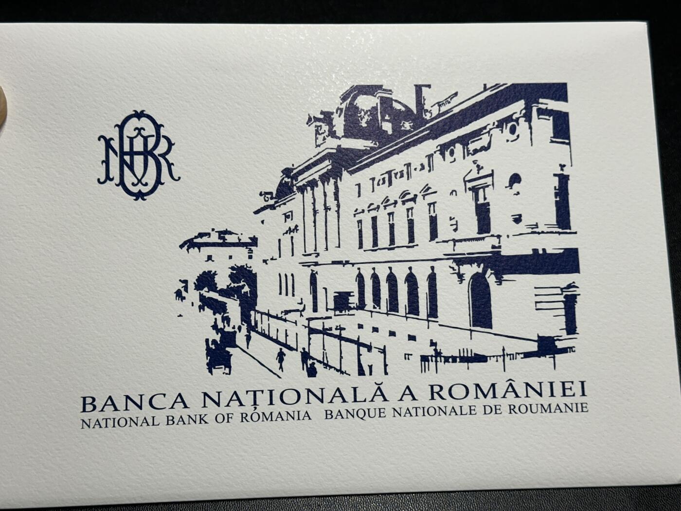 《外钞收藏家》第五百九十五期（优品场）（本平台长期征集拍品、欢迎藏友们联系合作）