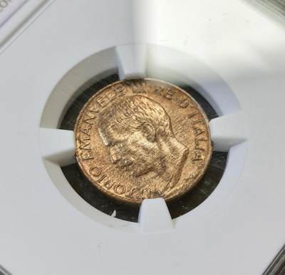 甄臻铺-世界币章拍卖（第44期）精品场拍品征集中，送拍享返佣金等优惠多多 NGC-MS62 意大利麦穗五分铜币，木纹包浆，非常漂亮的状态