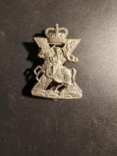 老王徽章第170期 - 英国法夫和福法尔义勇骑兵团帽徽    女王早期