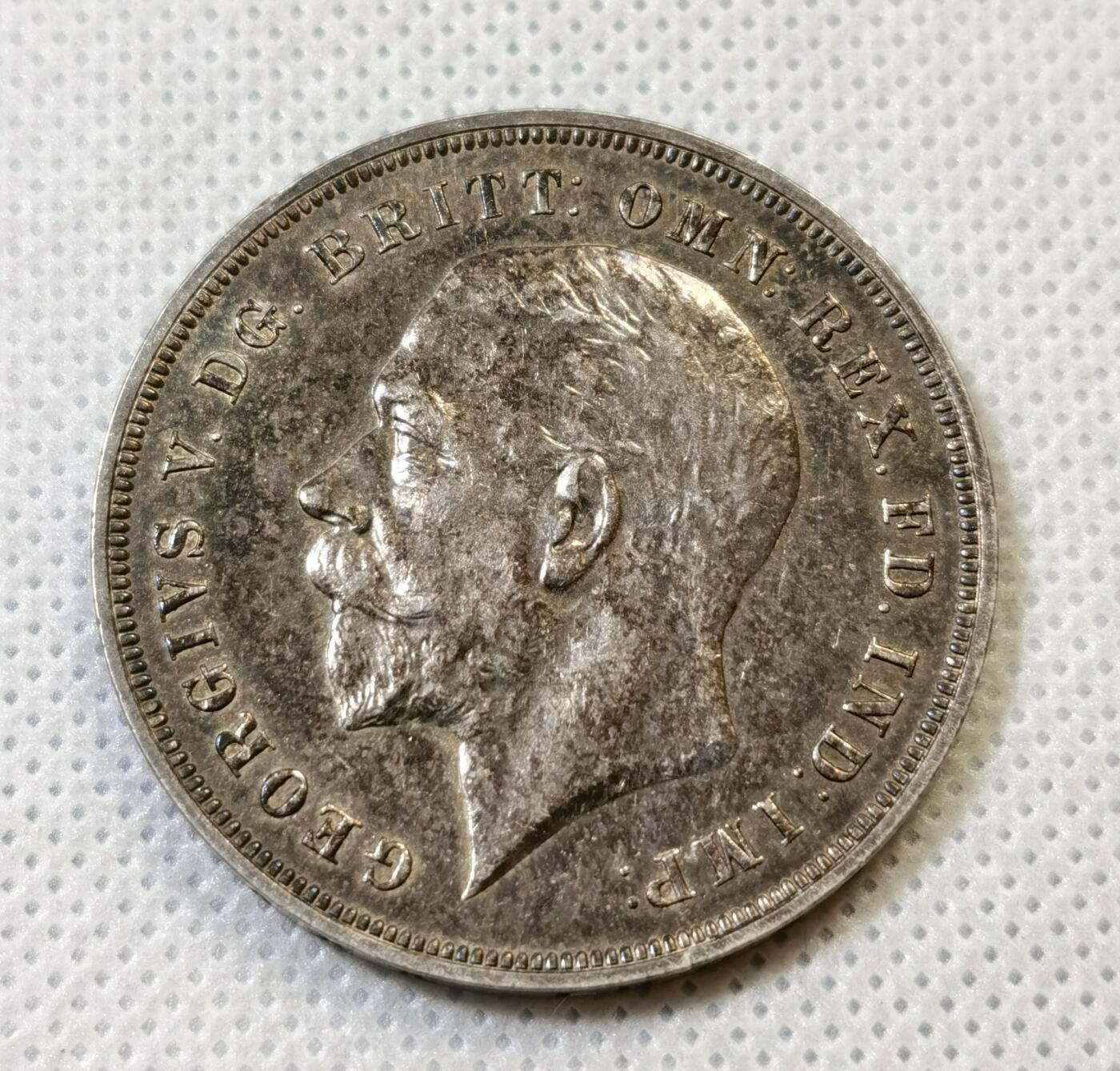 甄臻铺-世界币章拍卖（第44期）精品场拍品征集中，送拍享返佣金等优惠多多