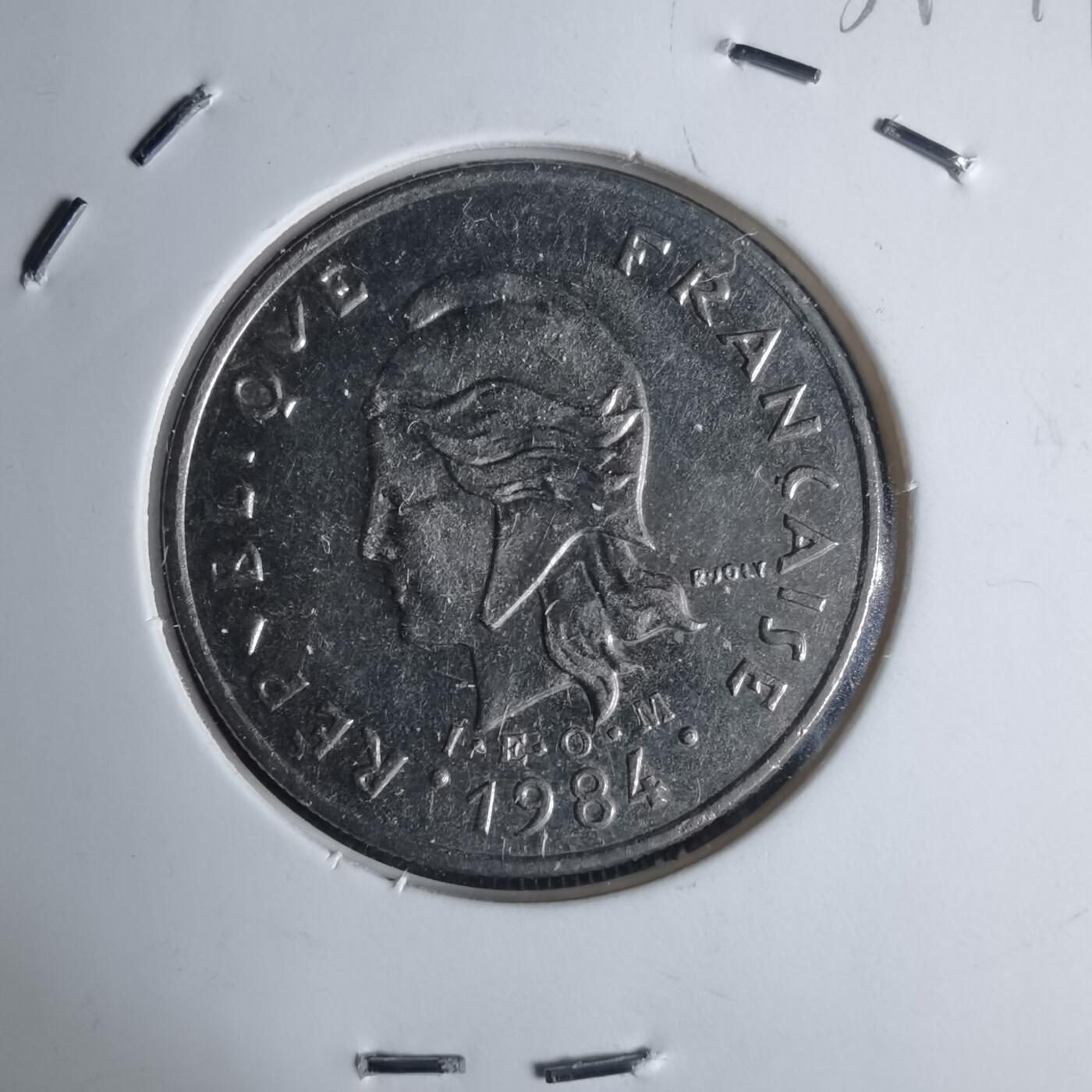 沼泽如烟--第939场 法属波利尼西亚1984年10法郎