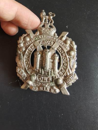 老王徽章第170期 - 英国国王属苏格兰边境步兵团帽徽    一战时期