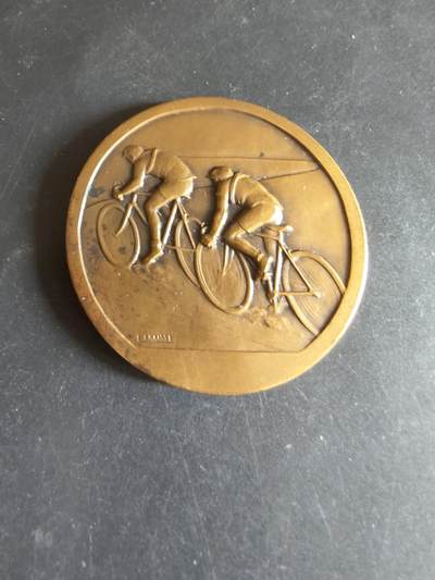 老王徽章第170期 - 法国自行车运动大铜章     直径50mm    重量57.3g