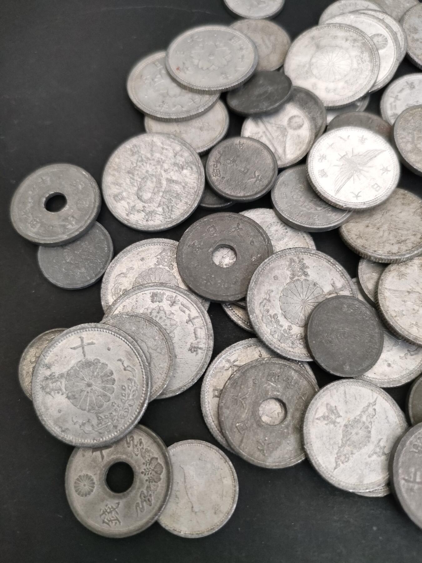 猩哥外币小铺➨【第210场】 钱币72个