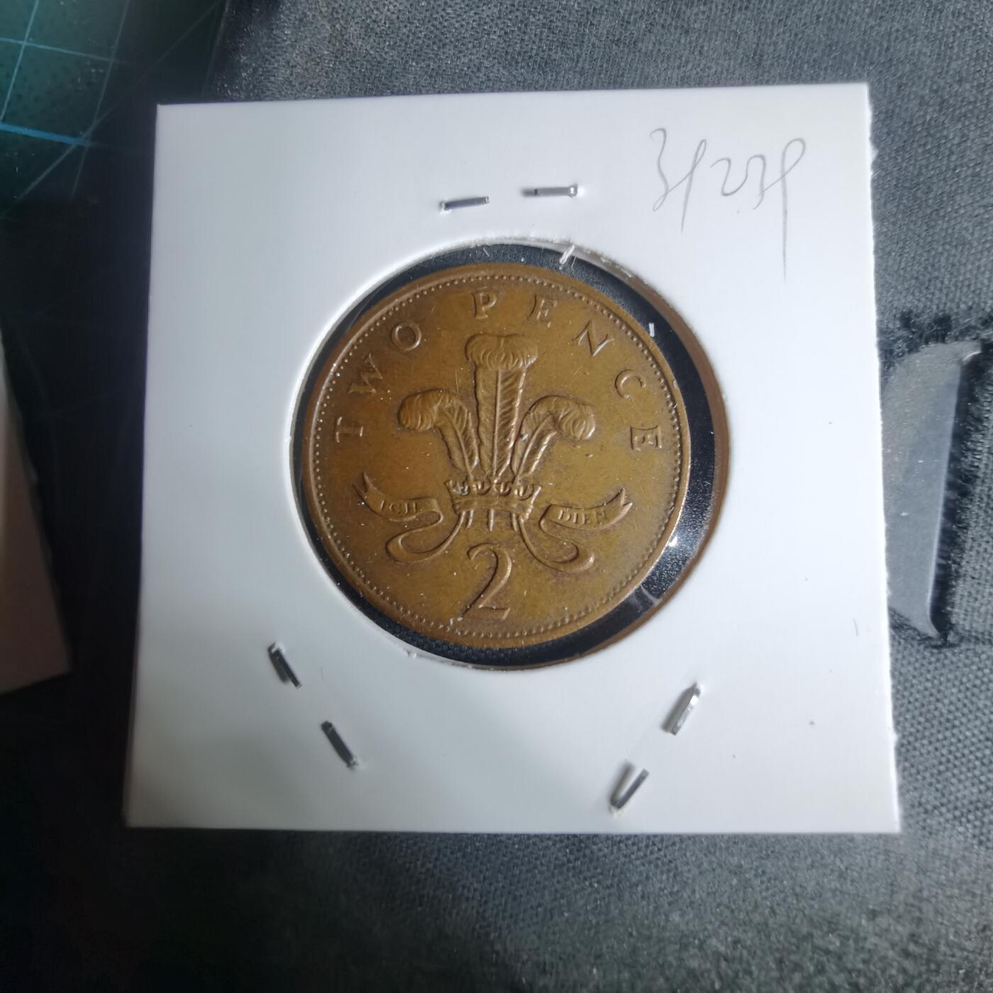 沼泽如烟--第939场 英国1988年2便士