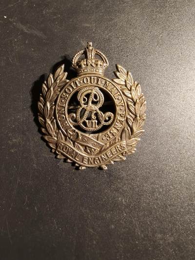 老王徽章第170期 - 英国皇家工兵团帽徽     爱德华七世版     很少见