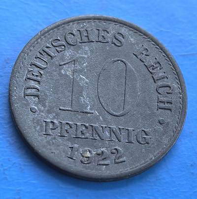 外国优质老铜币高银银币，周六九点倒数截拍，满百包邮，持续收拍 - 德意志帝国1922年10芬尼，双头鹰图案，是德意志帝国象征，承载魏玛共和国初期货币文化，历经岁月留存历史痕迹，对研究德国货币史、徽章文化有重要价值，是见证时代的实物标本 。
