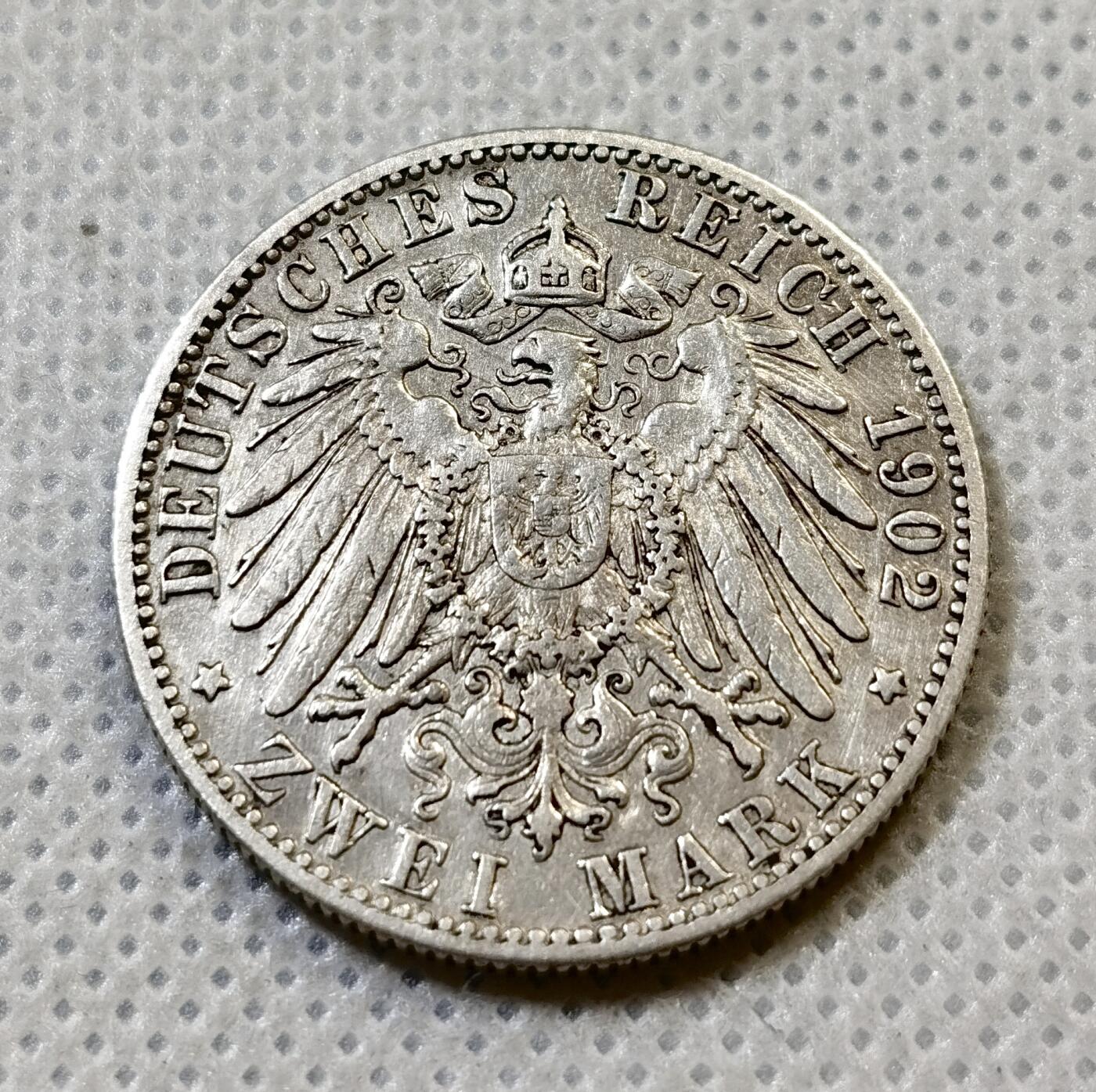 甄臻铺-世界币章拍卖（第44期）精品场拍品征集中，送拍享返佣金等优惠多多