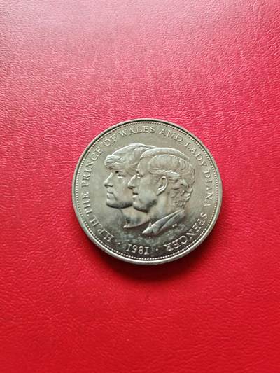 【云涧收藏】第八十四场 - 英国1981年克朗型纪念币，UNC