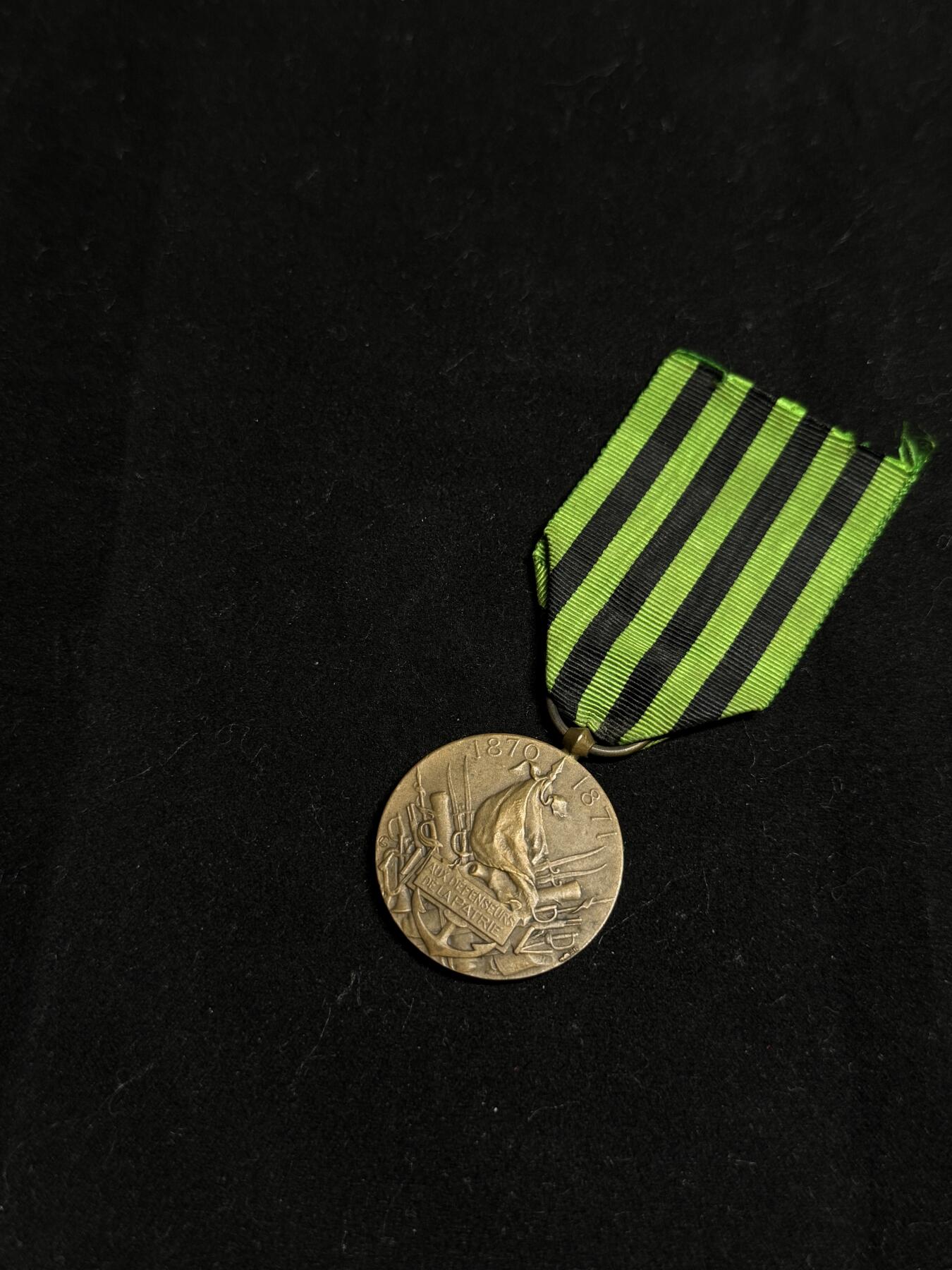 欢庆元旦！戎马世界章牌大赏第109期元旦大拍 法国普法战役奖章