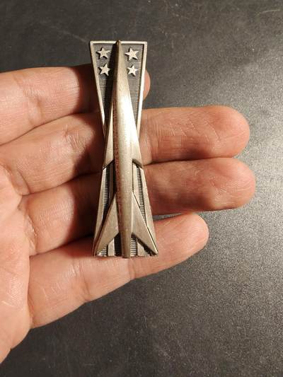 老王徽章第170期 - 美国导弹操作手技能章    2.5英寸   925银    18g     先锋厂