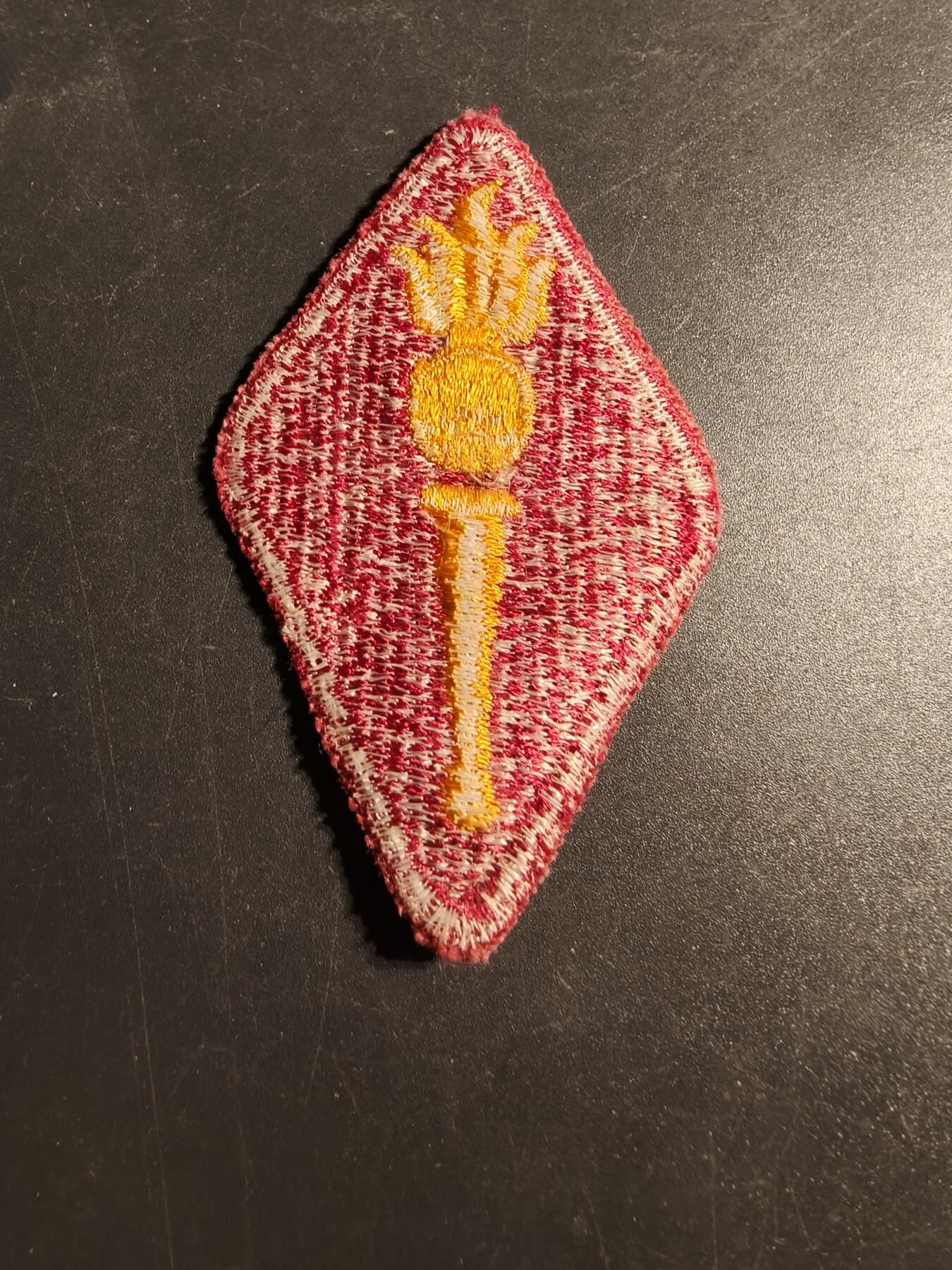 老王徽章第170期 美国陆军军械中心与学校臂章