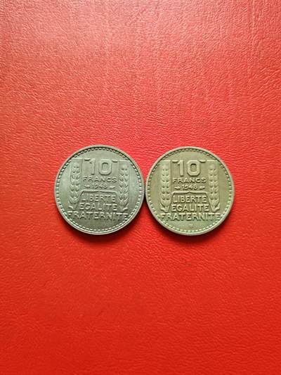 【云涧收藏】第八十四场 - 法国1948年10法朗无标、B标一对2枚