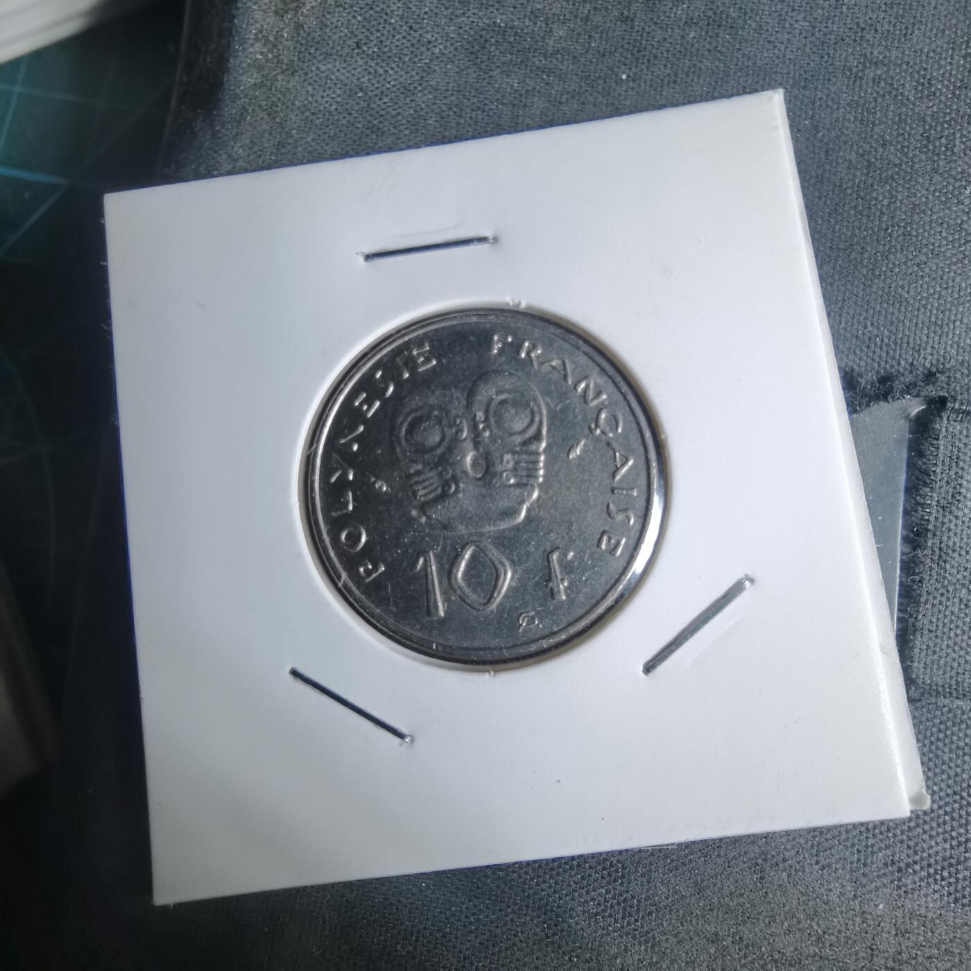 沼泽如烟--第939场 法属波利尼西亚1985年10法郎