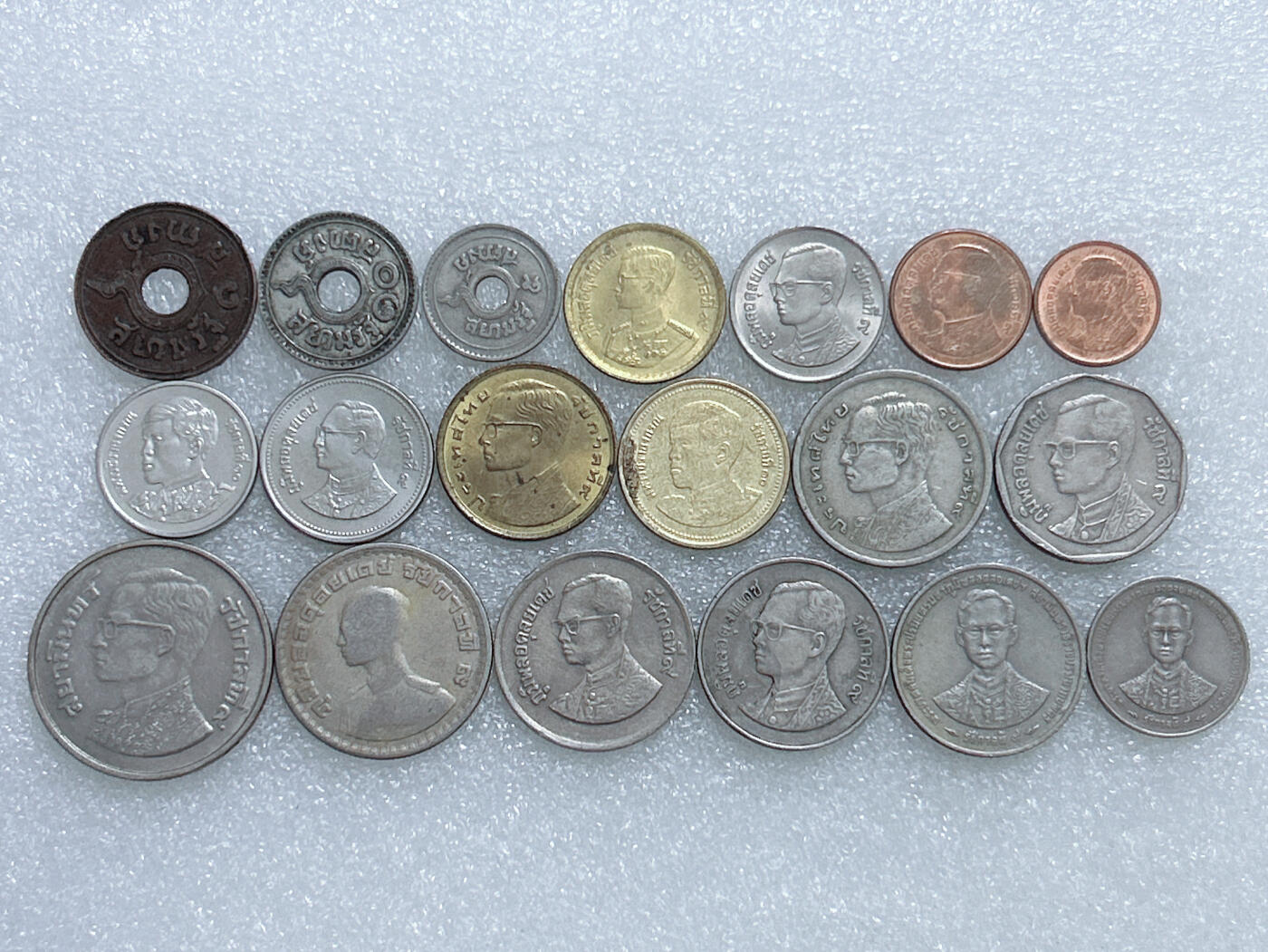 第一海外回流一元起拍收藏 散集专场  第277期 泰国硬币 19枚 无重复