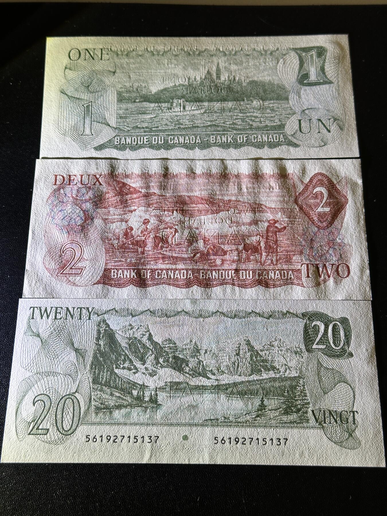 《外钞收藏家》第五百九十五期（优品场）（本平台长期征集拍品、欢迎藏友们联系合作） 加拿大风景版1、2、20加元 3张一起 全新UNC 