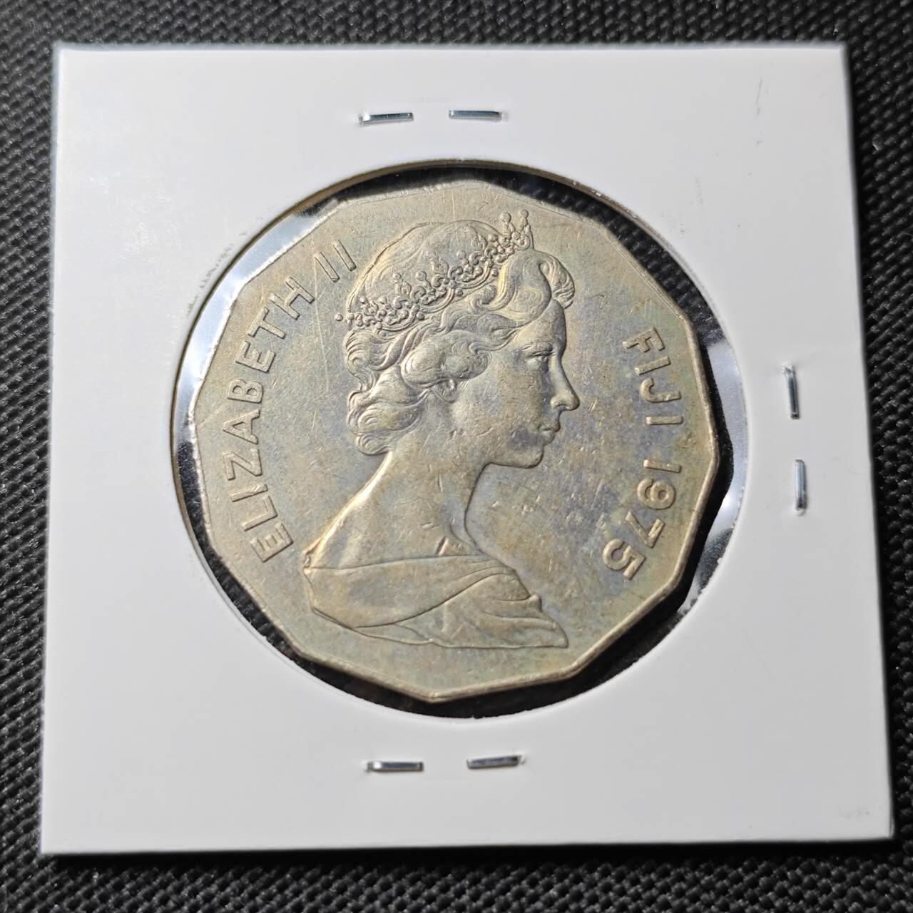 KK钱币收藏小铺 第382期  2月预留时间 周末发货  1975斐济50分