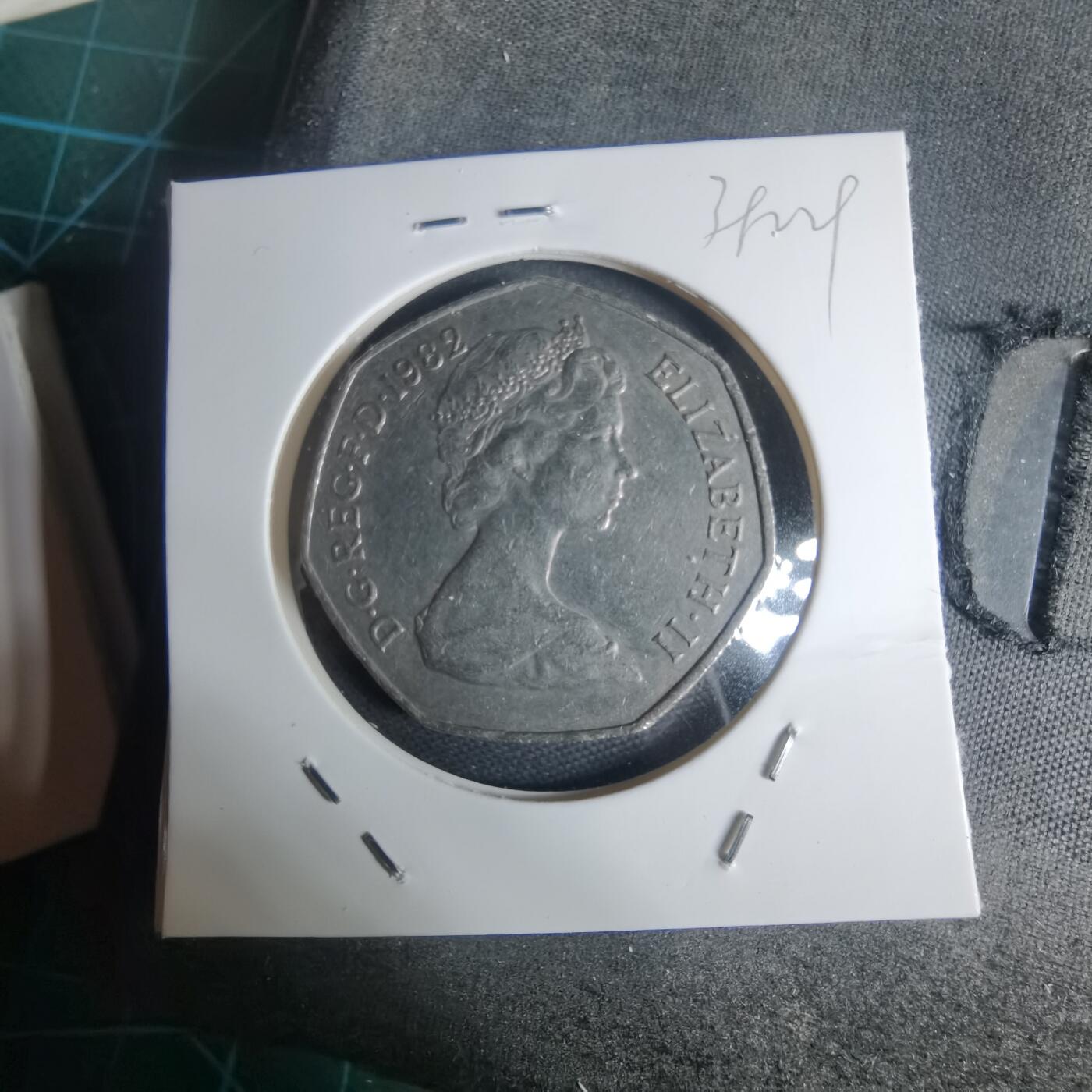 沼泽如烟--第939场 英国1982年50便士