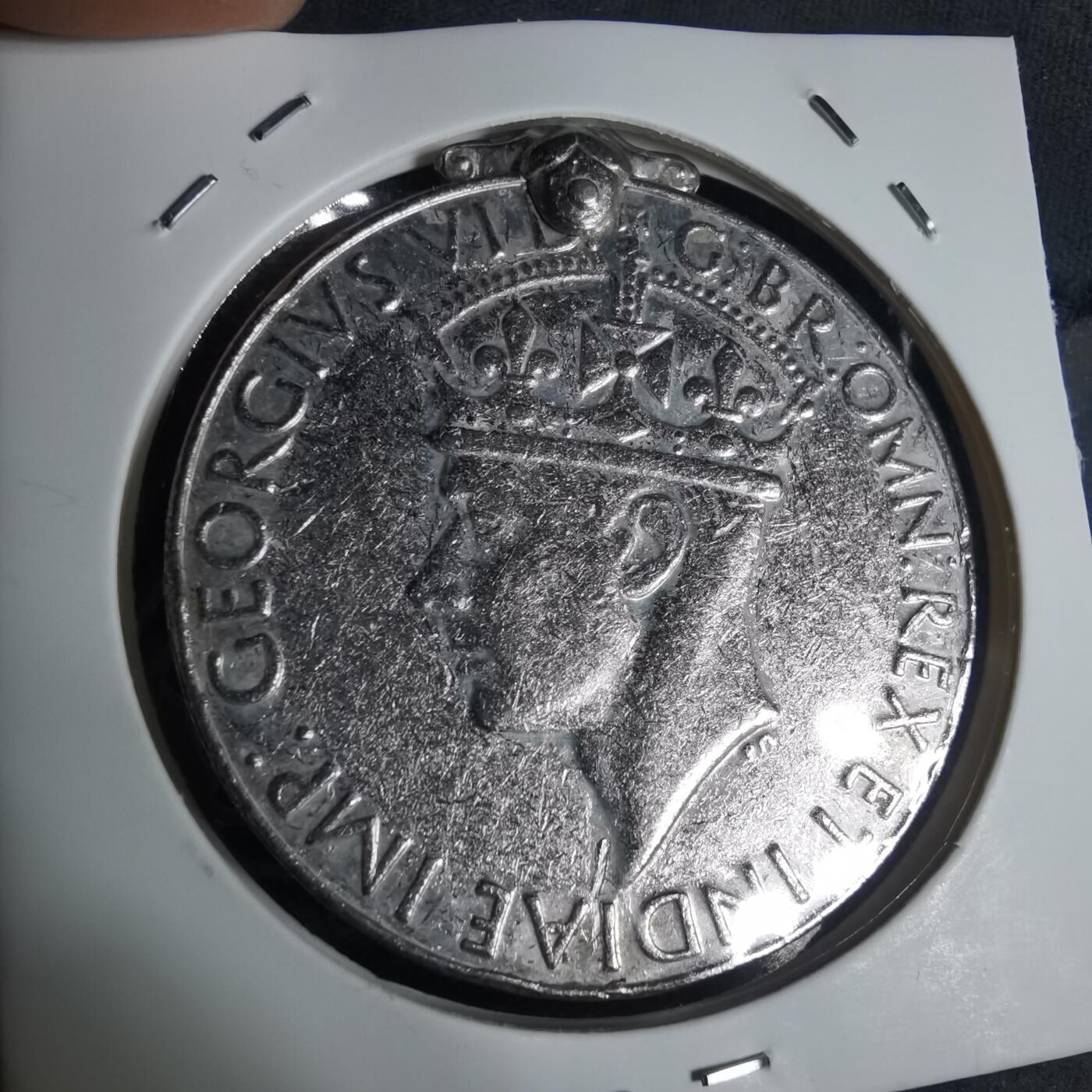 沼泽如烟--第939场 英国1945年二战纪念章