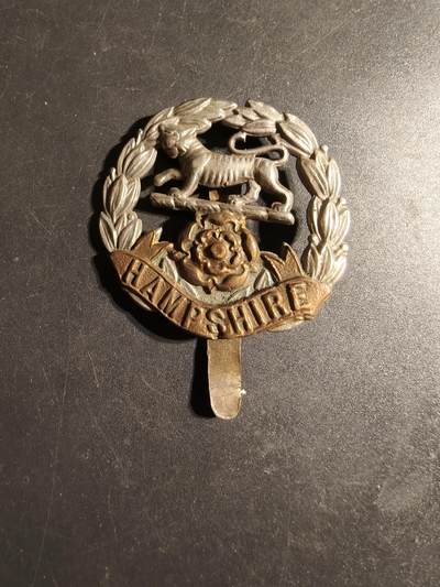 老王徽章第170期 - 英国汉普郡步兵团帽徽    一战时期