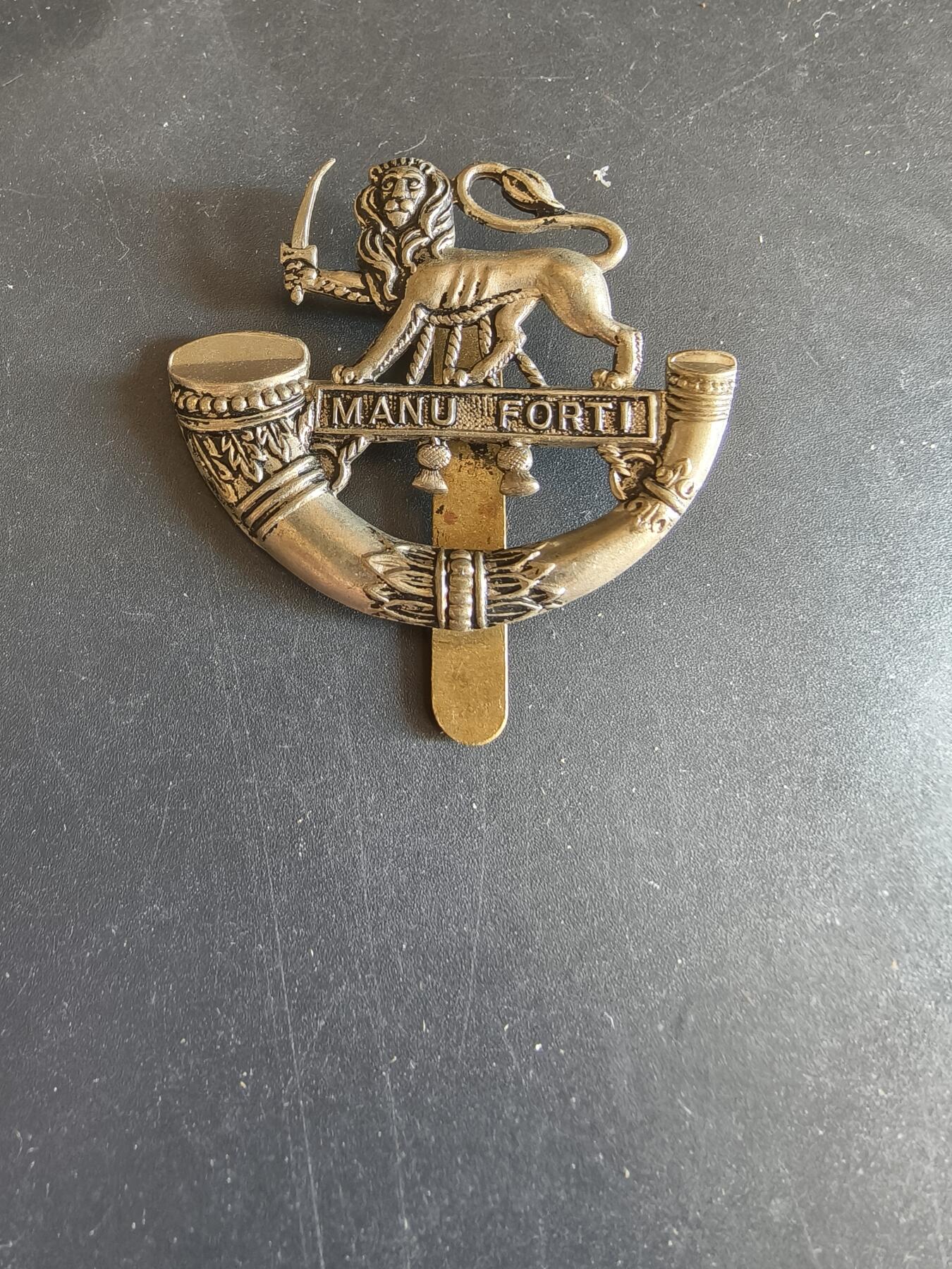 老王徽章第170期 英国赫里福德轻步兵团帽徽    一战时期