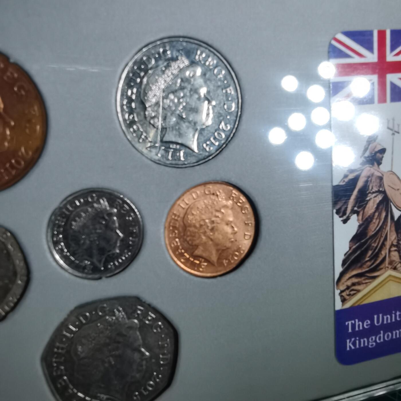 沼泽如烟--第937场 英国盾牌套