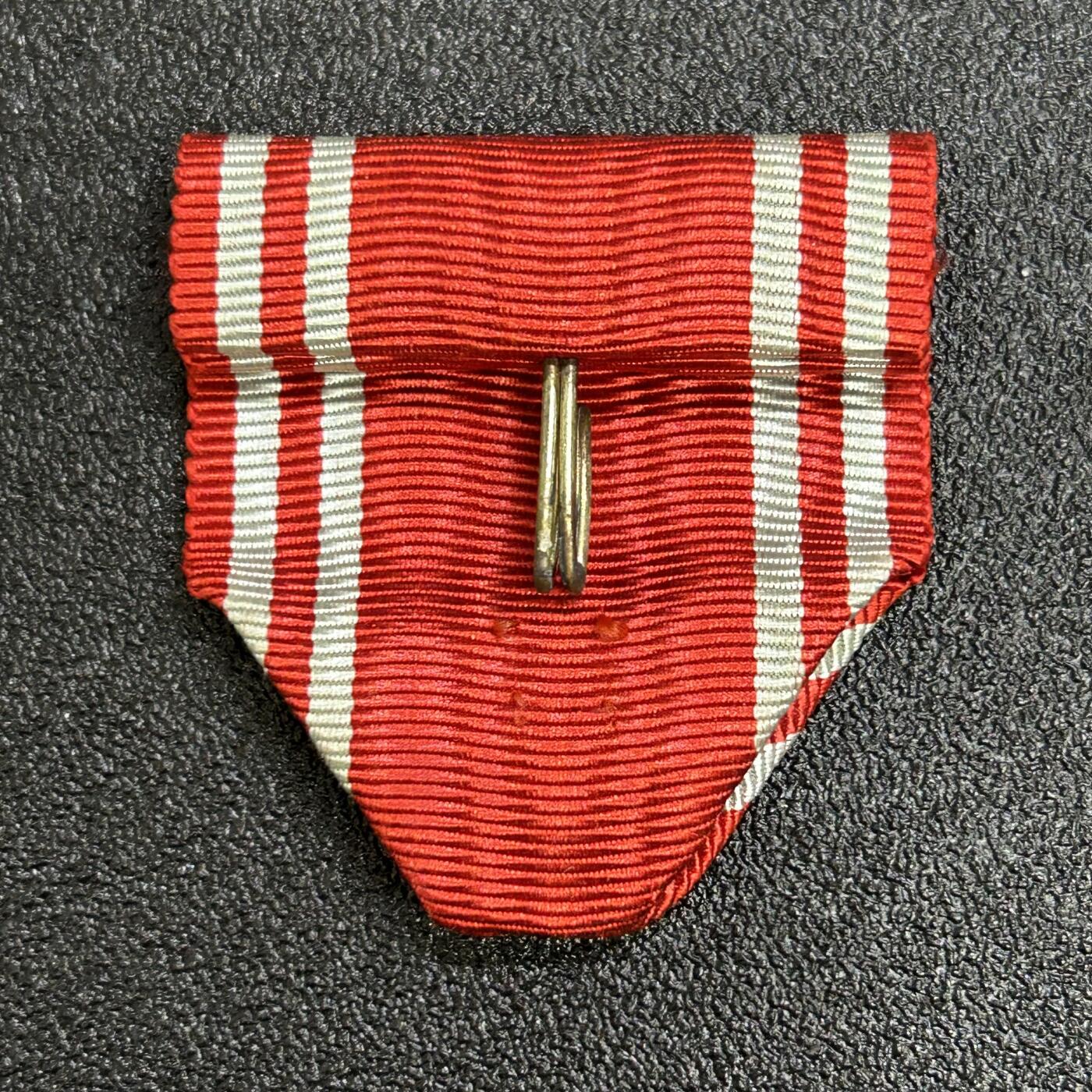 西秦中古拍卖第六十九期 不忘历史 抗战收藏 抗战时期 日本红十字会奖章绶带