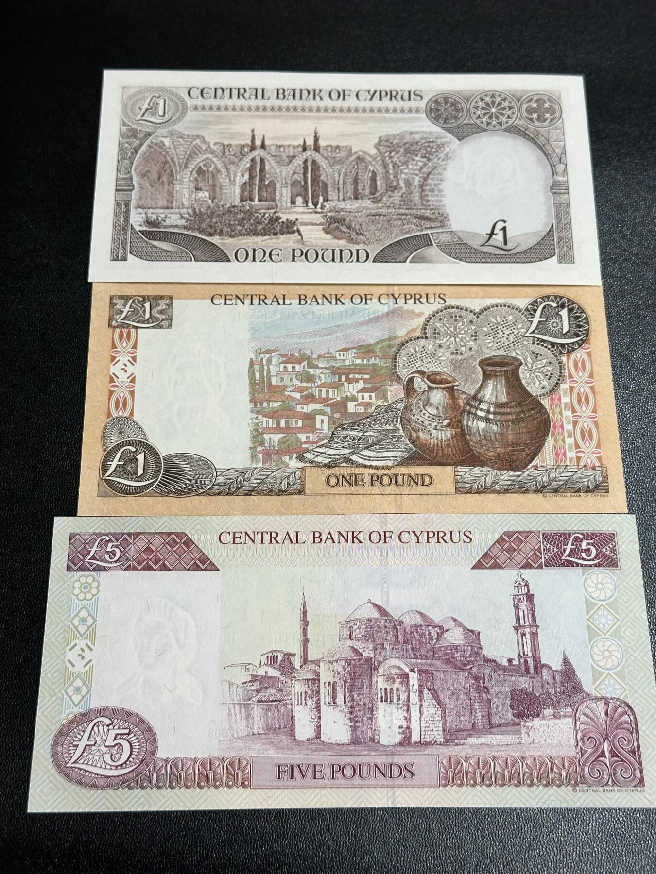 《外钞收藏家》第五百九十五期（优品场）（本平台长期征集拍品、欢迎藏友们联系合作） 塞浦路斯1里拉2个版本+5里拉 一起 全新UNC 