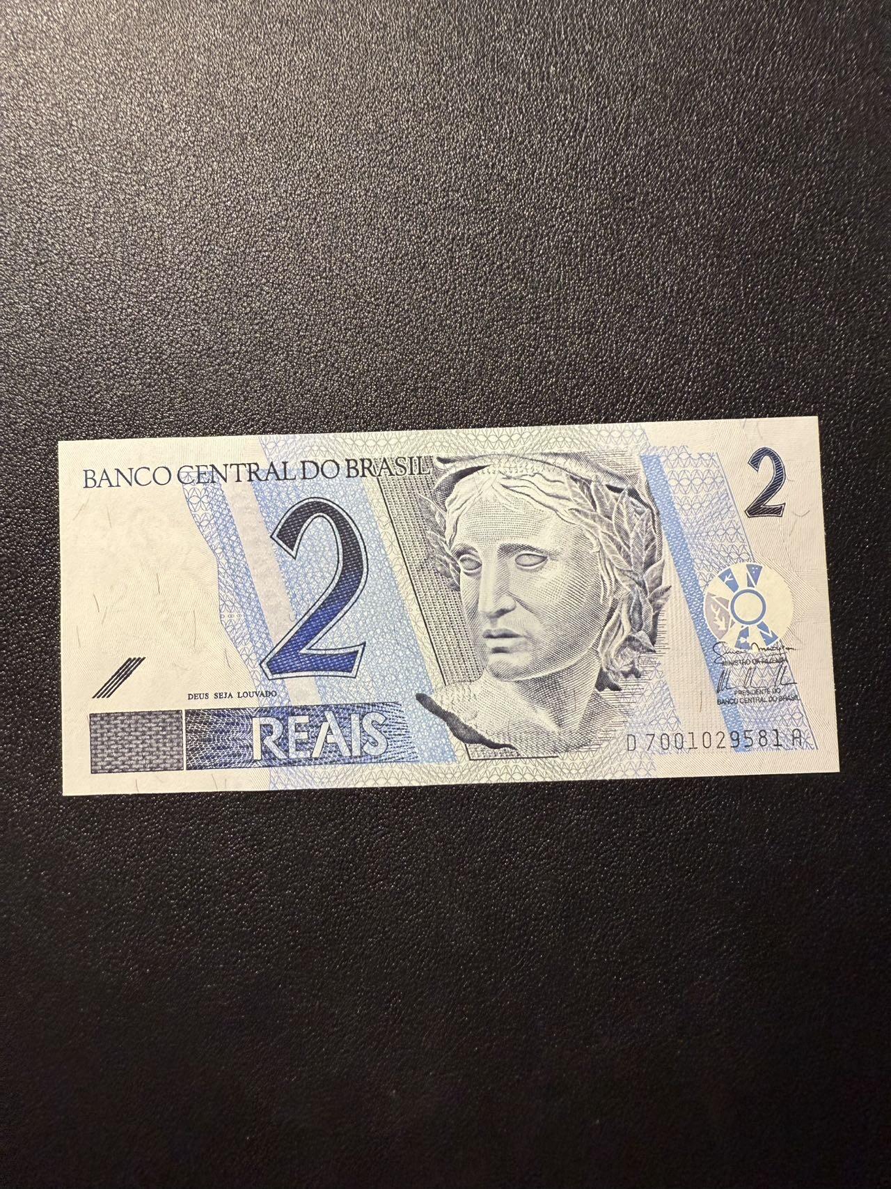 第14期 库存低价起拍 巴西2001年 2瑞尔 全新unc