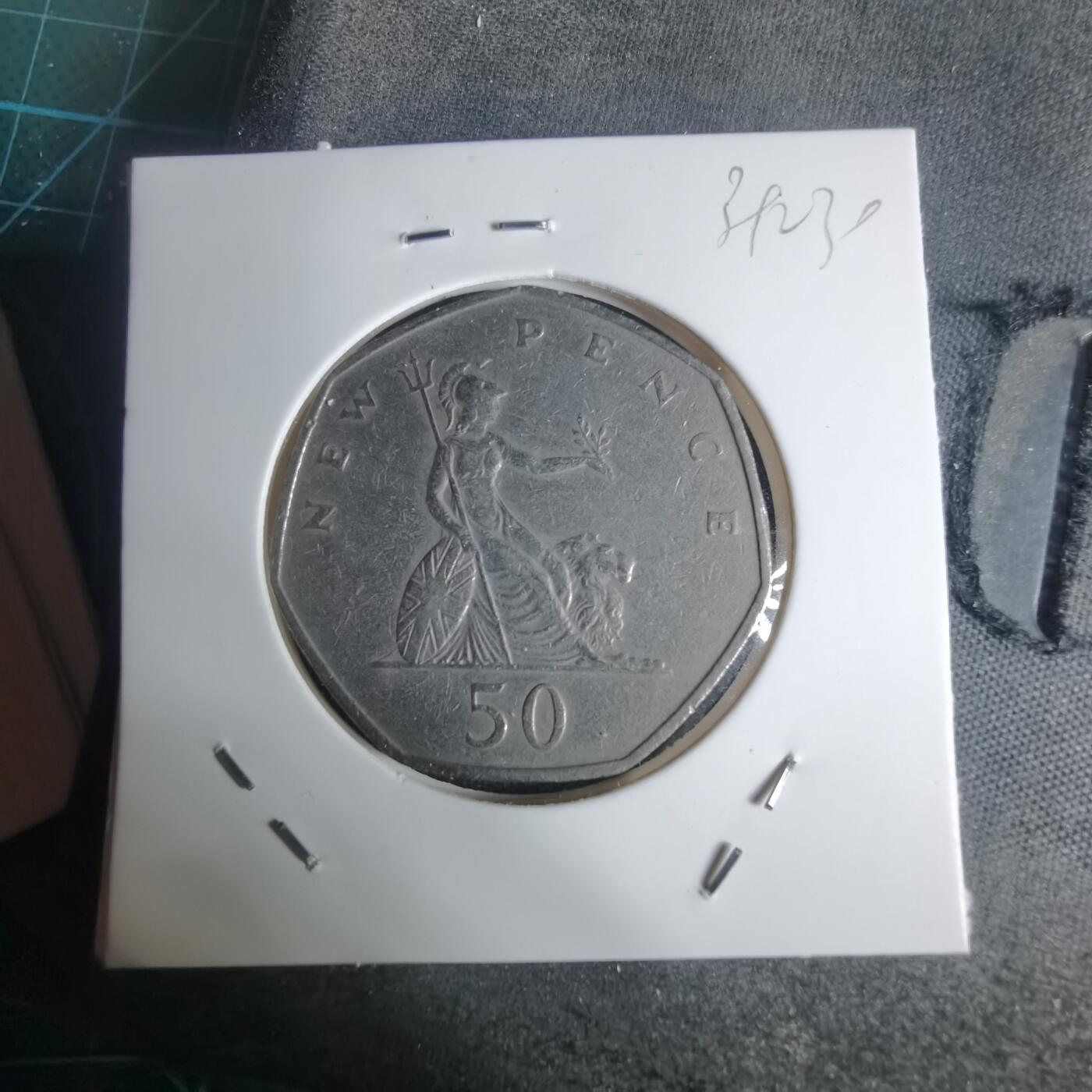 沼泽如烟--第939场 英国1969年50便士