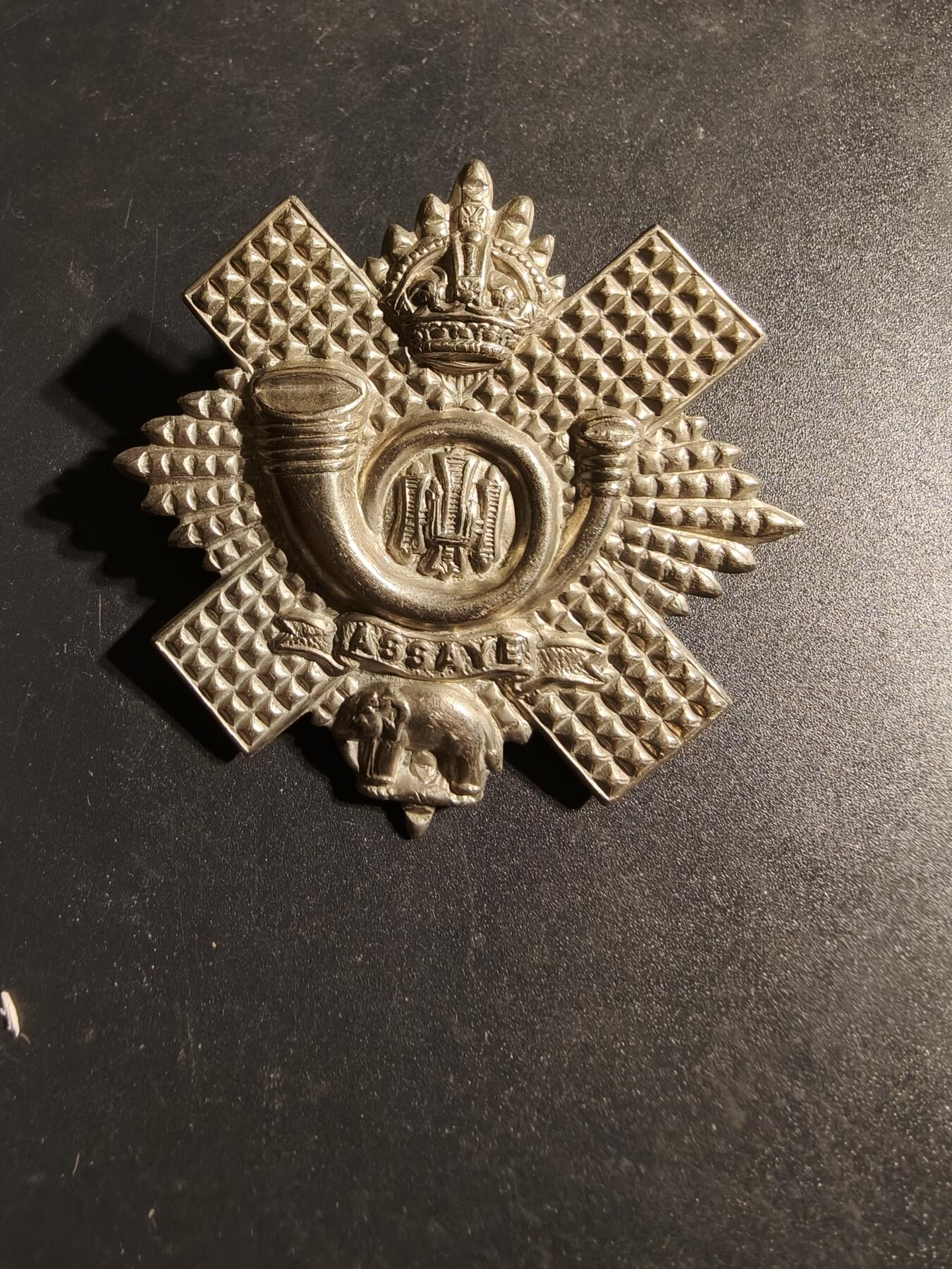 老王徽章第170期 英国高地轻步兵团帽徽     一战时期