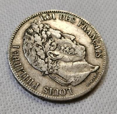 甄臻铺-世界币章拍卖（第44期）精品场拍品征集中，送拍享返佣金等优惠多多 好品相法国1834菲利普一世巴黎造币厂五法郎银币，须发清晰，XF45标准器，现在这枚光银价就315元了，后市行情见长，好品值得入手，细节见图