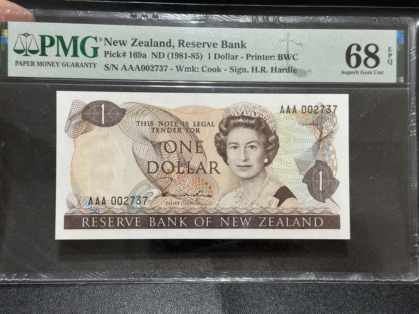 《外钞收藏家》第五百九十五期（优品场）（本平台长期征集拍品、欢迎藏友们联系合作）