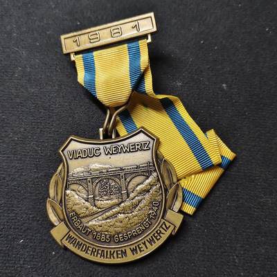 【全场包邮】纯粹捡漏拍486场（免费代拍第23场） - 【勋章】比利时韦维尔茨“游隼”徒步协会1981年纪念勋章