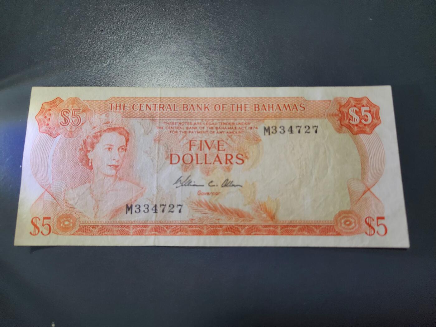12月17号晚上8点 外国纸币自动截拍第73场 1974年巴哈马5元纸币 女王钞 极美品