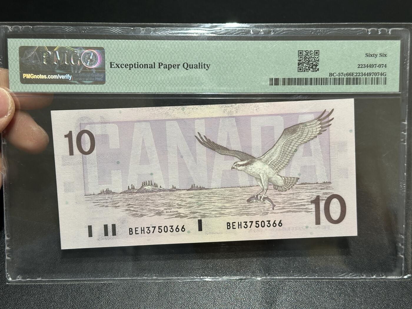 《外钞收藏家》第五百九十五期（优品场）（本平台长期征集拍品、欢迎藏友们联系合作） 1989年加拿大鸟版10加元 PMG66 尾366