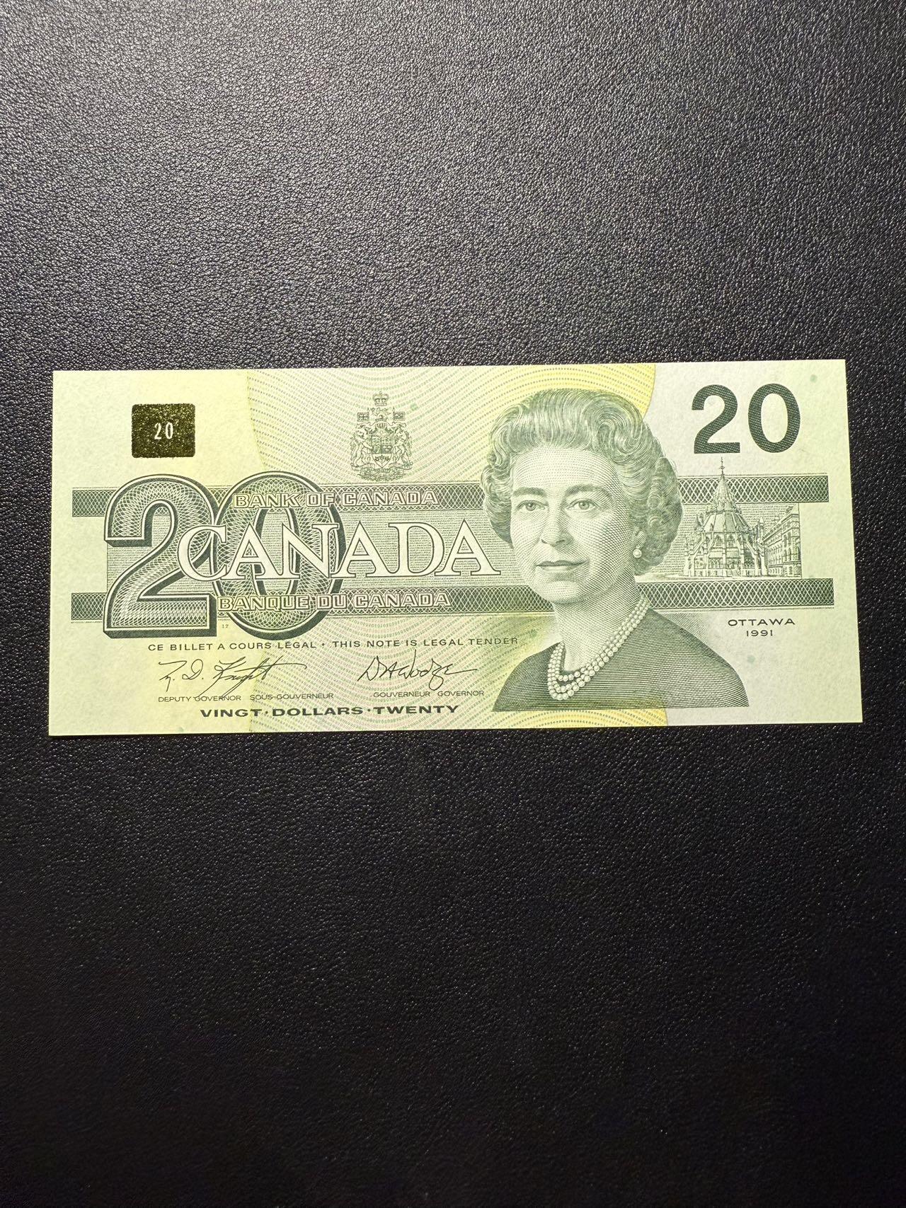 第14期 库存低价起拍 加拿大 鸟版20 全新unc 尾270