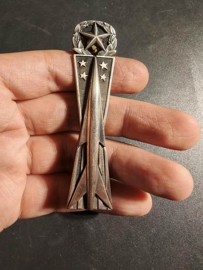 老王徽章第170期 - 美国导弹操作手高级技能章    3英寸   925银    23.9g    名厂Antaya造