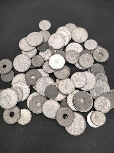 猩哥外币小铺➨【第210场】 - 钱币72个