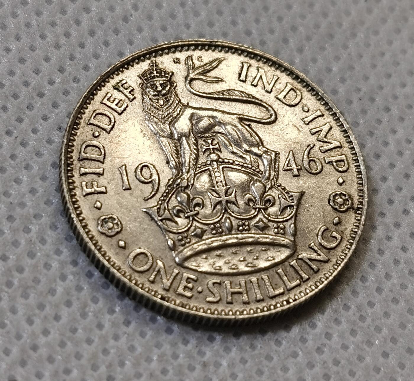 甄臻铺-世界币章拍卖（第44期）精品场拍品征集中，送拍享返佣金等优惠多多