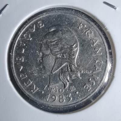 沼泽如烟--第939场 - 法属波利尼西亚1983年10法郎