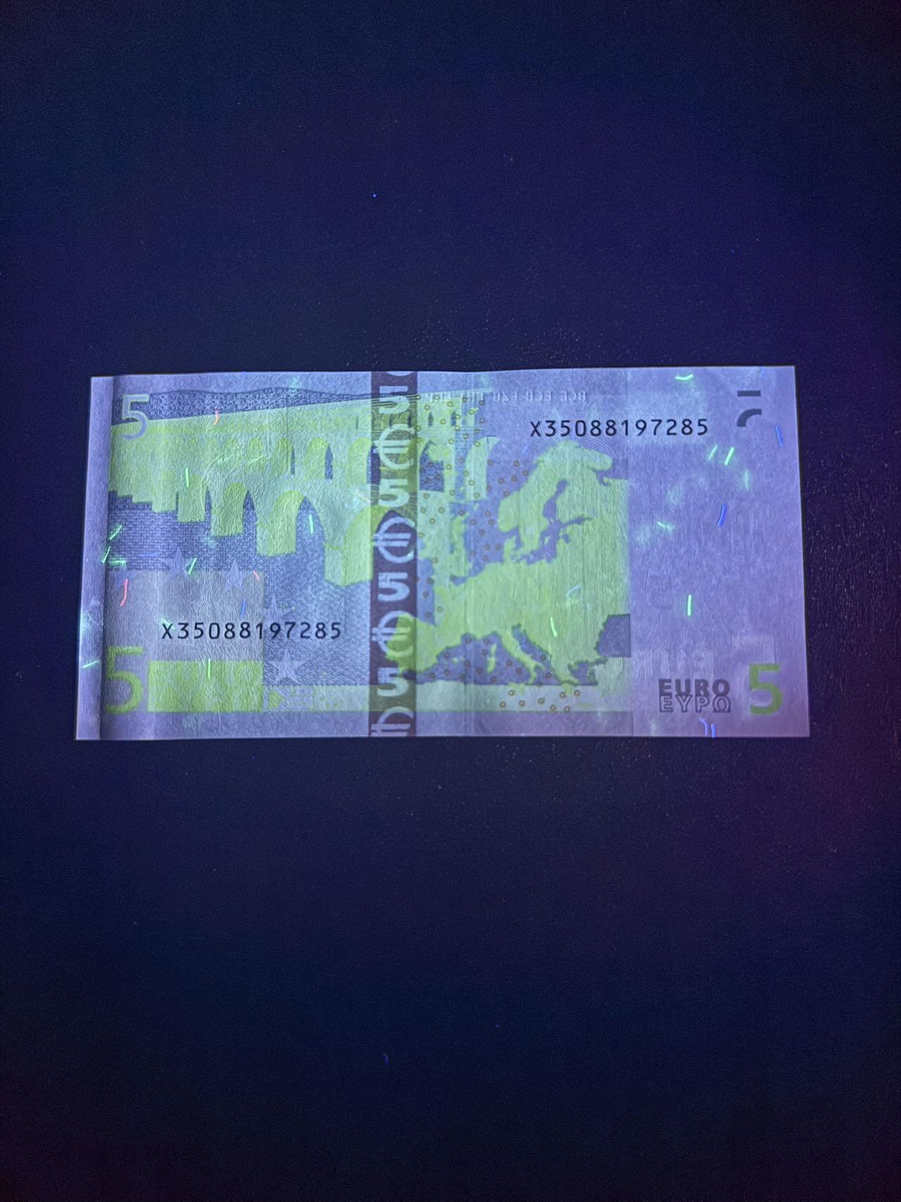 第14期 库存低价起拍 2002年 二签德国 5欧 全新unc