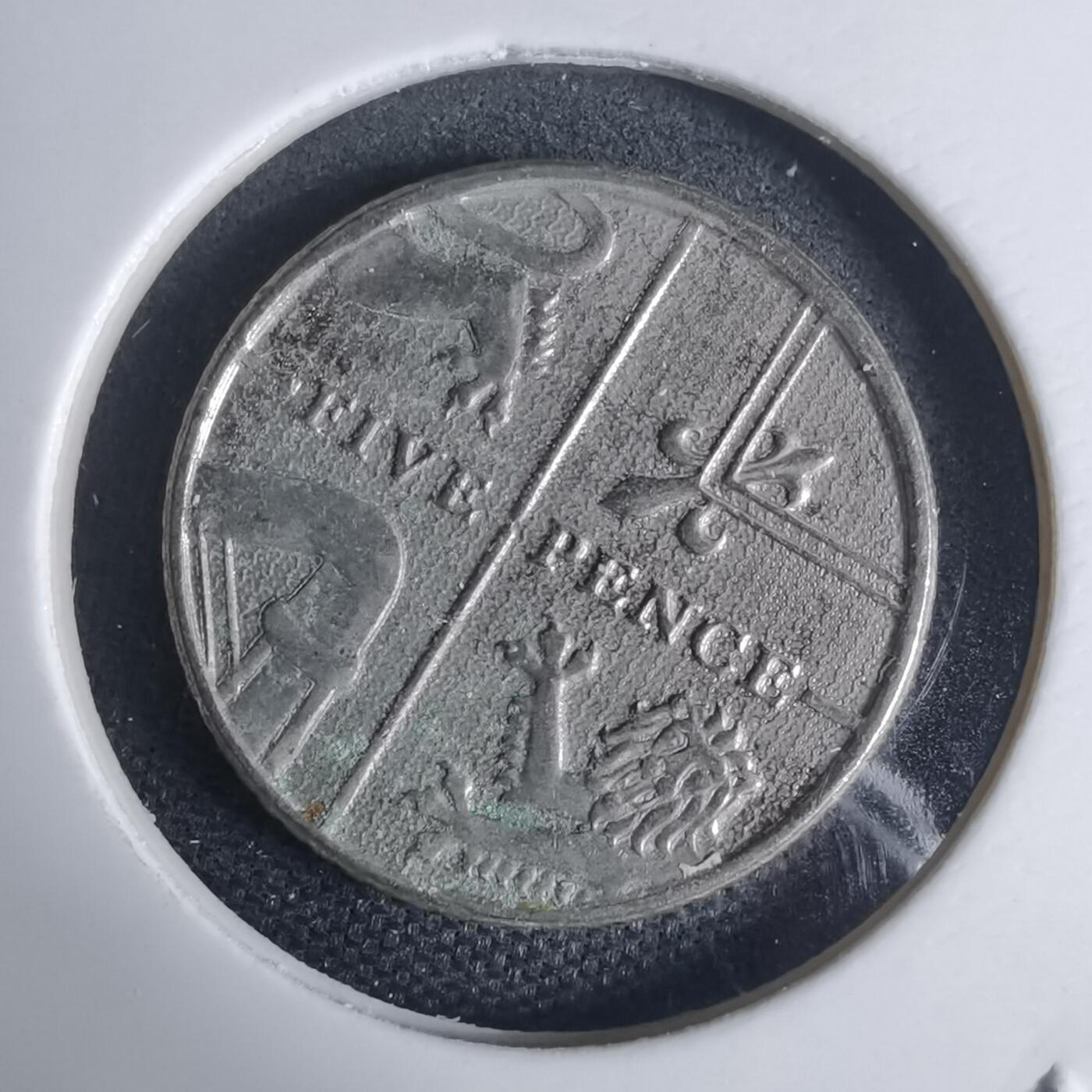 沼泽如烟--第939场 英国2012年5便士