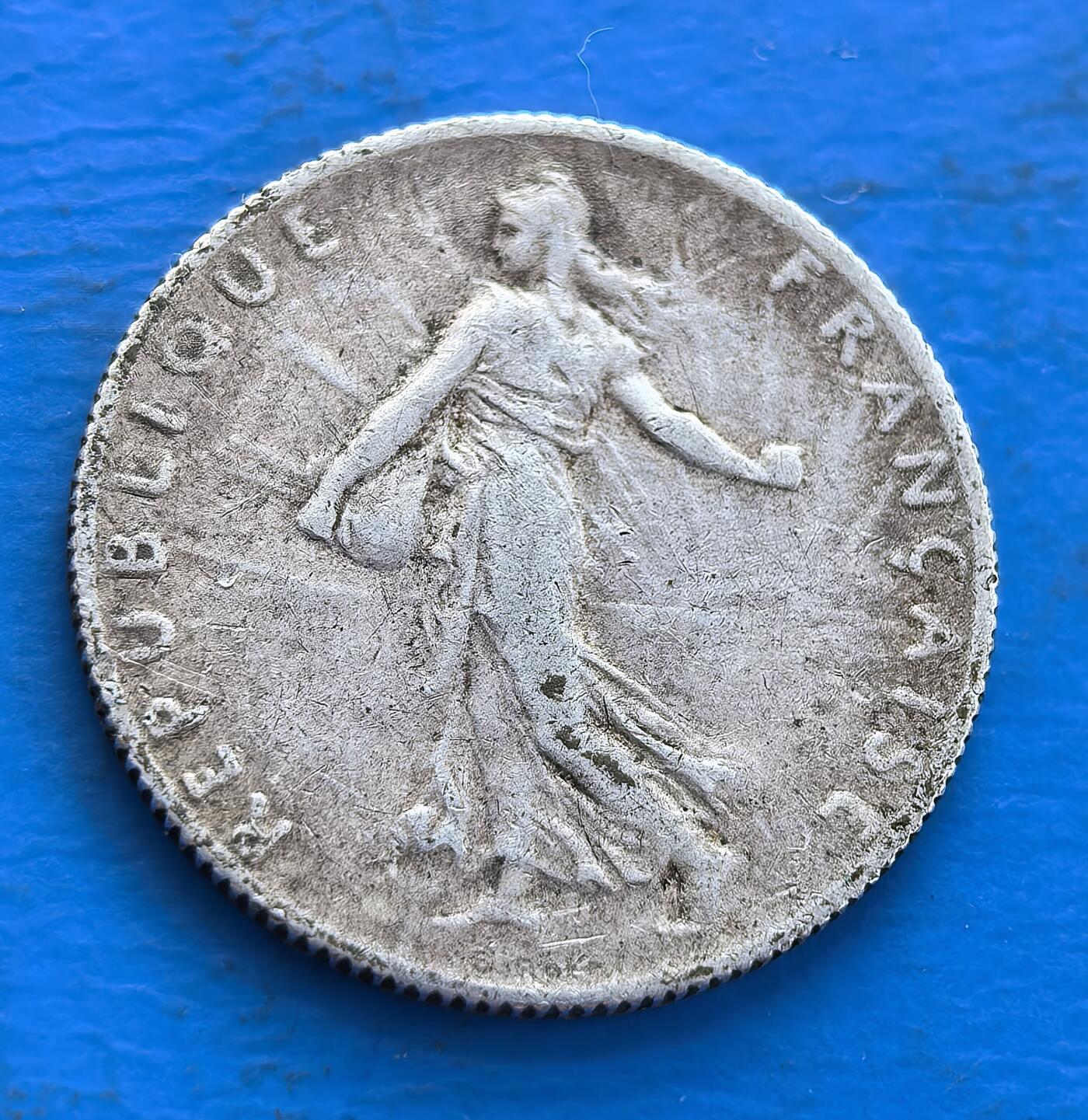 外国优质老铜币高银银币，周六九点倒数截拍，满百包邮，持续收拍