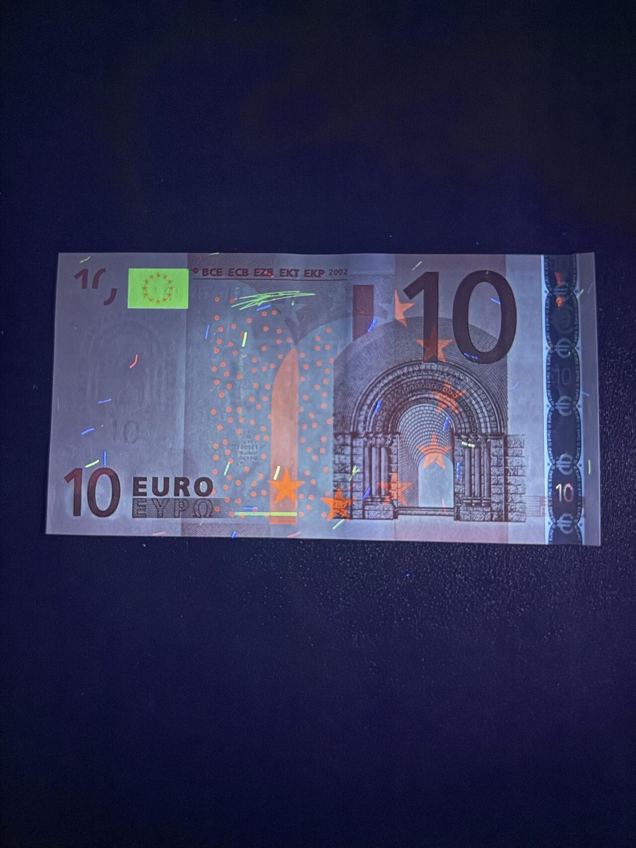 第14期 库存低价起拍 2002年 一签奥地利10欧 全新unc