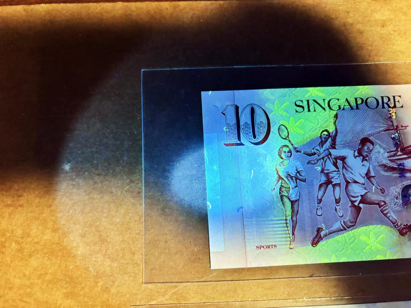 【Blue Auction】世界纸币精拍第764期——18级TOP拍卖/信誉/品质/专业/高效💫  【一组2张无47】新加坡 人像版10-50元 全新UNC（10元有小荧光点）