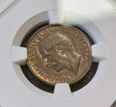 甄臻铺-世界币章拍卖（第44期）精品场拍品征集中，送拍享返佣金等优惠多多 NGC-AU58 意大利小蜜蜂十分铜币，原铜光好状态，低评状态，经典设计，非常好状态